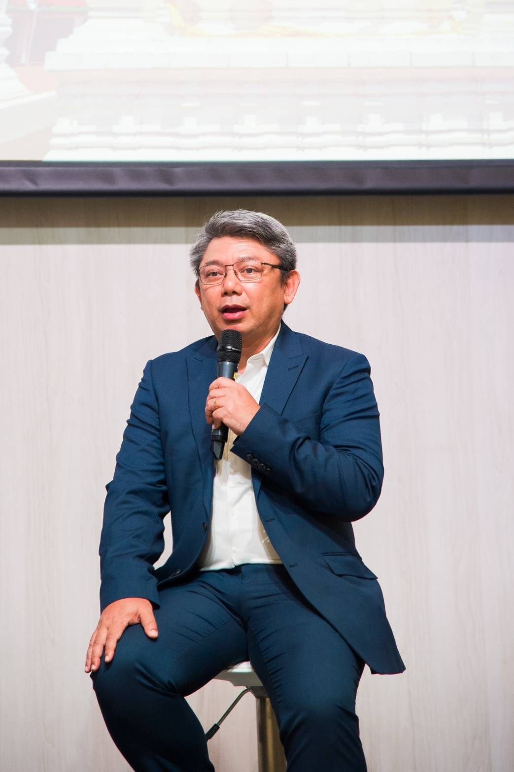 ยูนิโคล่ ต่อยอด UTme! ร่วมมือกับ การท่องเที่ยวแห่งประเทศไทย และ เซ็นทรัลพัฒนา นำศิลปะมวยไทยออกสู่ชาวโลก กับ โครงการประกวดออกแบบ UTme Thai Boxing Design Contest เชิญชวนเยาวชนคนรุ่นใหม่ เปิดสนามสร้างสรรค์ สนับสนุนวัฒนธรรมไทย ผ่านพลังแห่งเสื้อผ้า