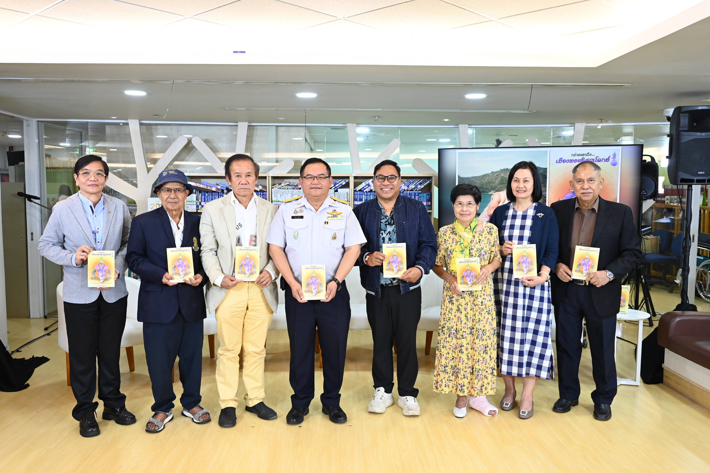 ททท. เปิดตัวหนังสือ “กว่าจะมาถึง…เมืองพระพิศณุโลกย์” ชวนสัมผัสมนต์เสน่ห์เมืองสองแควผ่านตัวอักษร พร้อมกระตุ้นการเดินทางสู่เมืองน่าเที่ยว