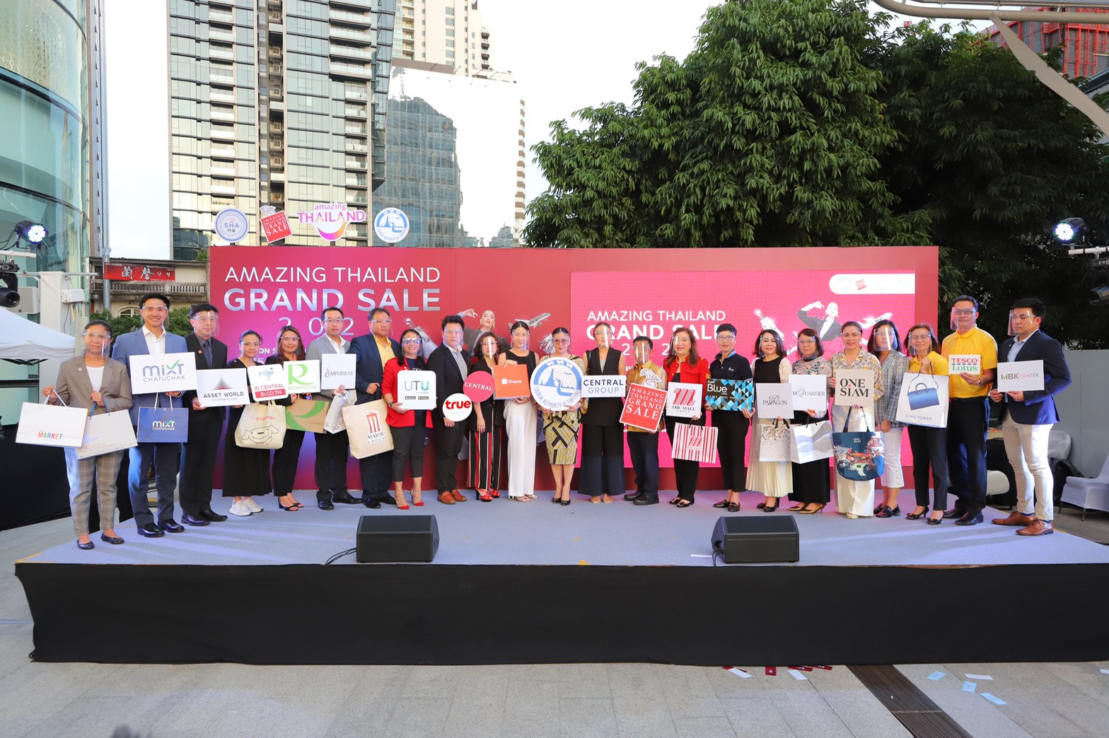 ททท. แถลงข่าวโครงการ Amazing Thailand Grand Sale 2020 : NON STOP SHOPPING  มุ่งกระตุ้นการใช้จ่าย ของนักท่องเที่ยวและช่วยเหลือผู้ประกอบการหลังวิกฤตโควิด-19