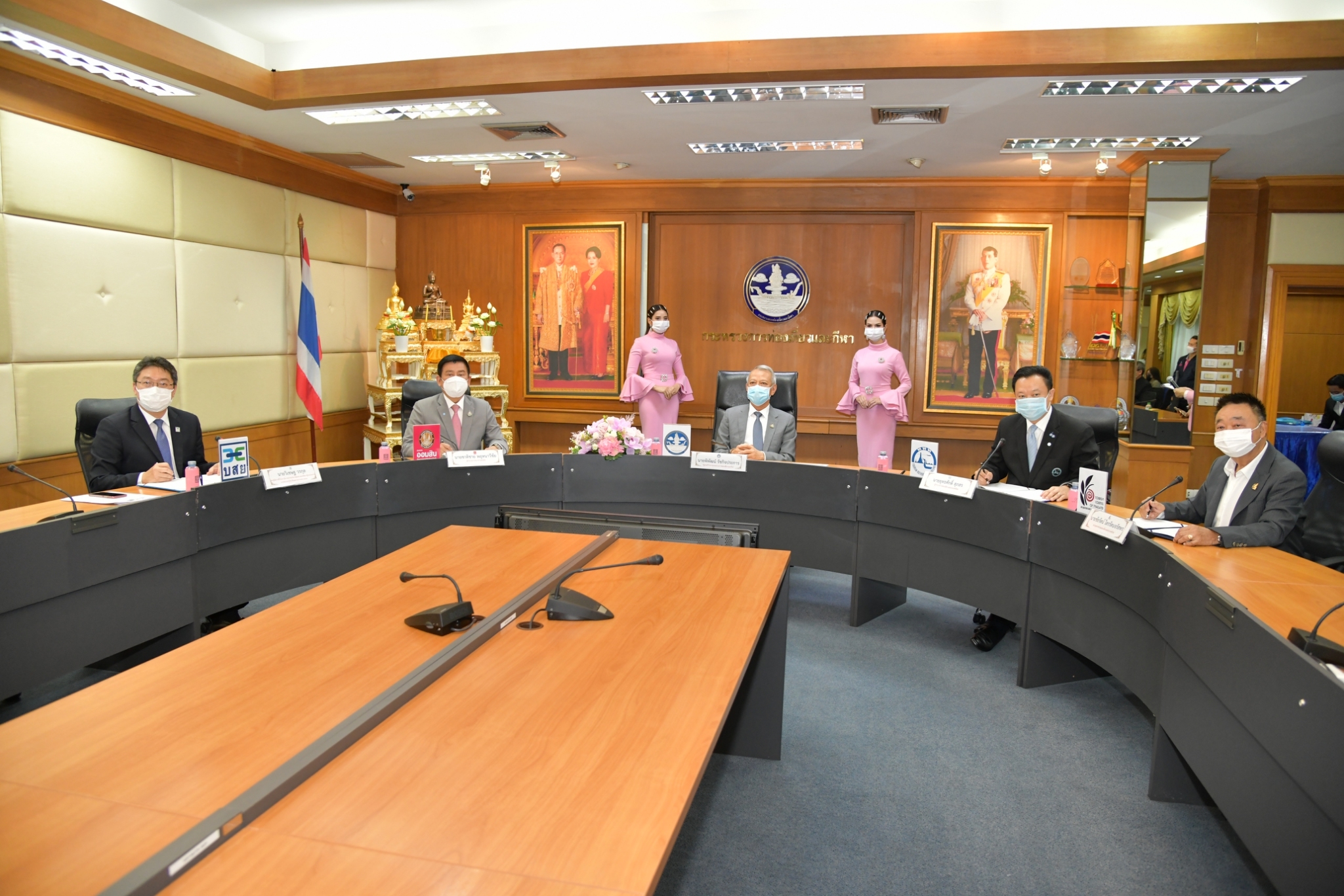 ออมสิน คิ๊กออฟซอฟท์โลน ปล่อยกู้ 1 หมื่นล้านบาท จับมือ ททท.-สภาอุตฯท่องเที่ยว-บสย. พลิกฟื้นท่องเที่ยวให้กลับมาเป็นฟันเฟืองสำคัญของเศรษฐกิจไทย