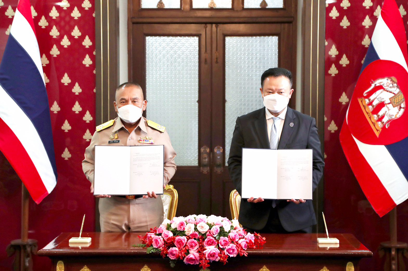 ททท. จับมือ กองทัพเรือ ลงนามบันทึกข้อตกลงความร่วมมือ (MOU) ส่งเสริมความเชื่อมั่นด้านความปลอดภัย ทางทะเลและส่งเสริมการท่องเที่ยวในเขตรับผิดชอบของกองทัพเรือ