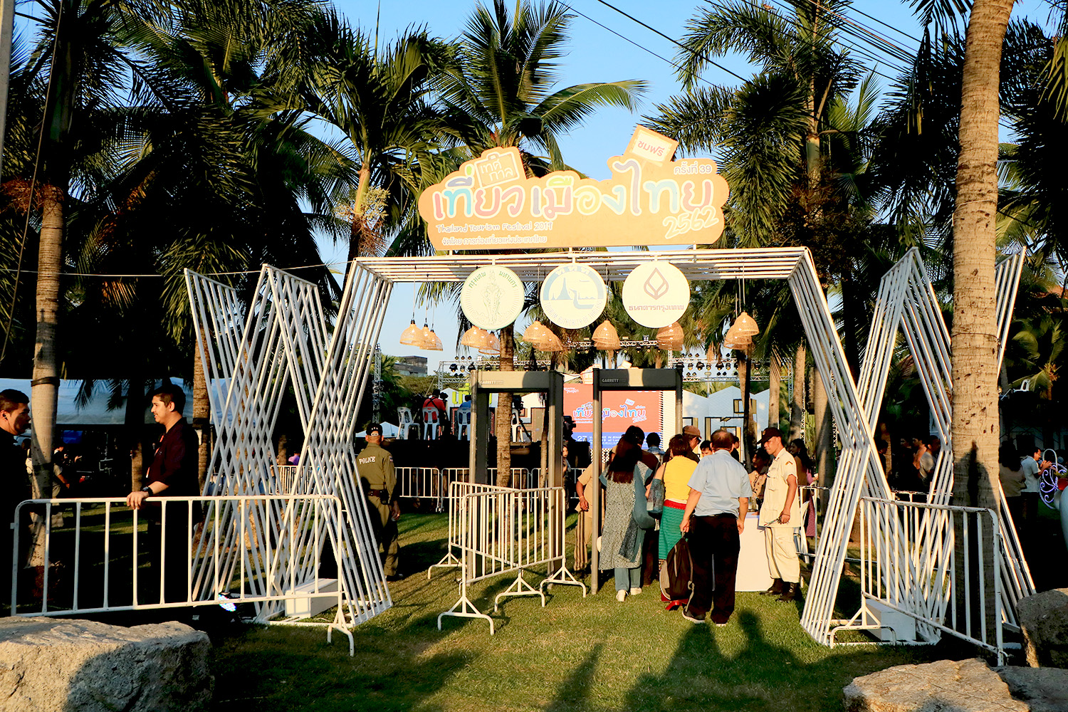 ททท. เปิดงาน“เทศกาลเที่ยวเมืองไทย 2562” เชิญชวนนักท่องเที่ยวมาค้นหาแรงบันดาลใจในการเดินทาง มาชิมอาหารเด็ด ชมการแสดง ชอปเพลินๆ และร่วมกันลด โลก เลอะ ไปพร้อมกัน